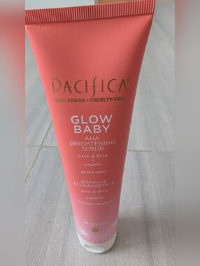 Pacifica Glow Baby AHA Brightening Scrub - Coral Pink